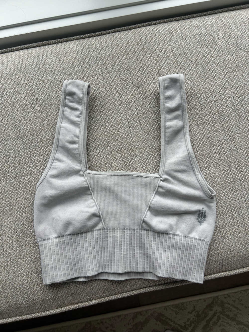 Free people women’s sports bra